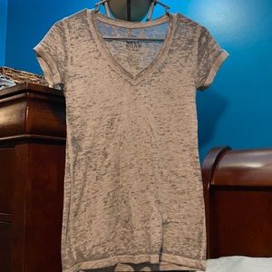 Well Worn Los Angeles- V neck T-shirt